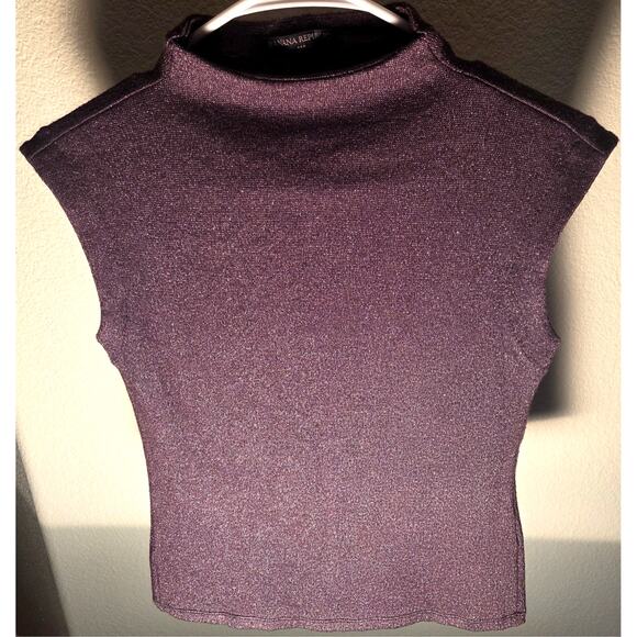 Banana Republic Metallic Shimmer Sleeveless Sweater - XS - Picture 3 of 6